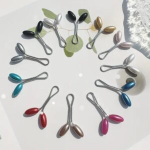 Hijab pins (sold individually)